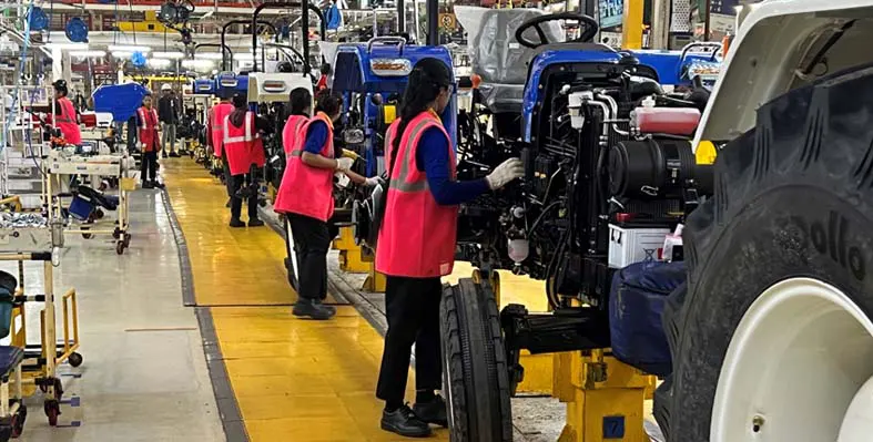 women at work 